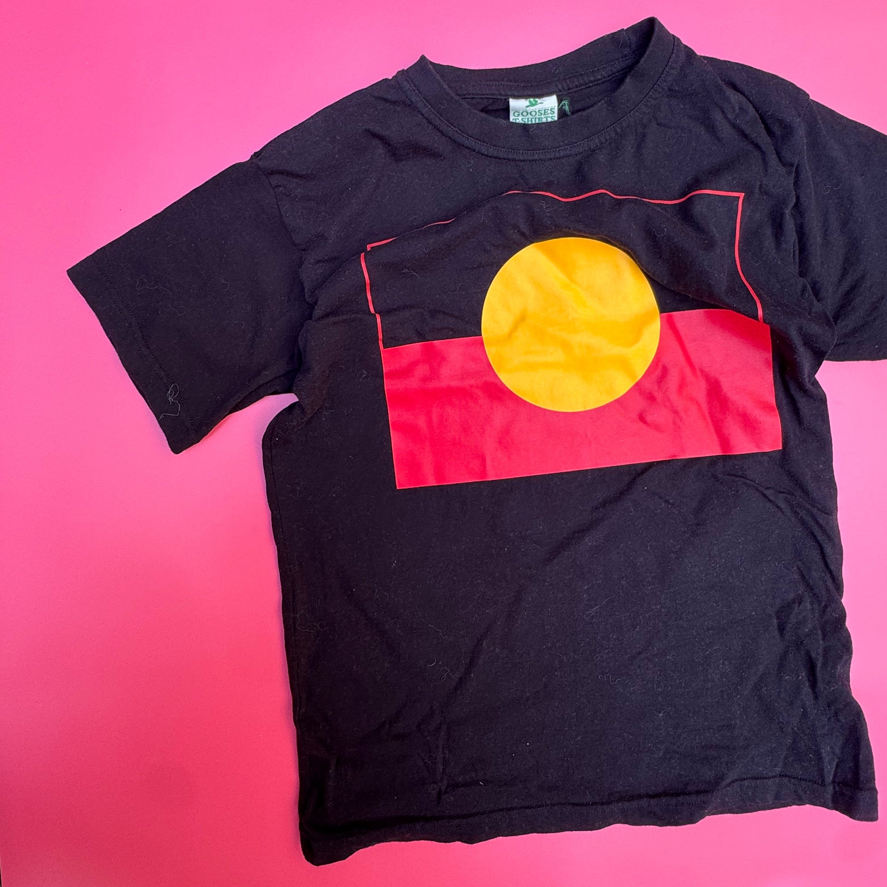 INDIGENOUS FLAG TEE pre loved 12-14 yrs