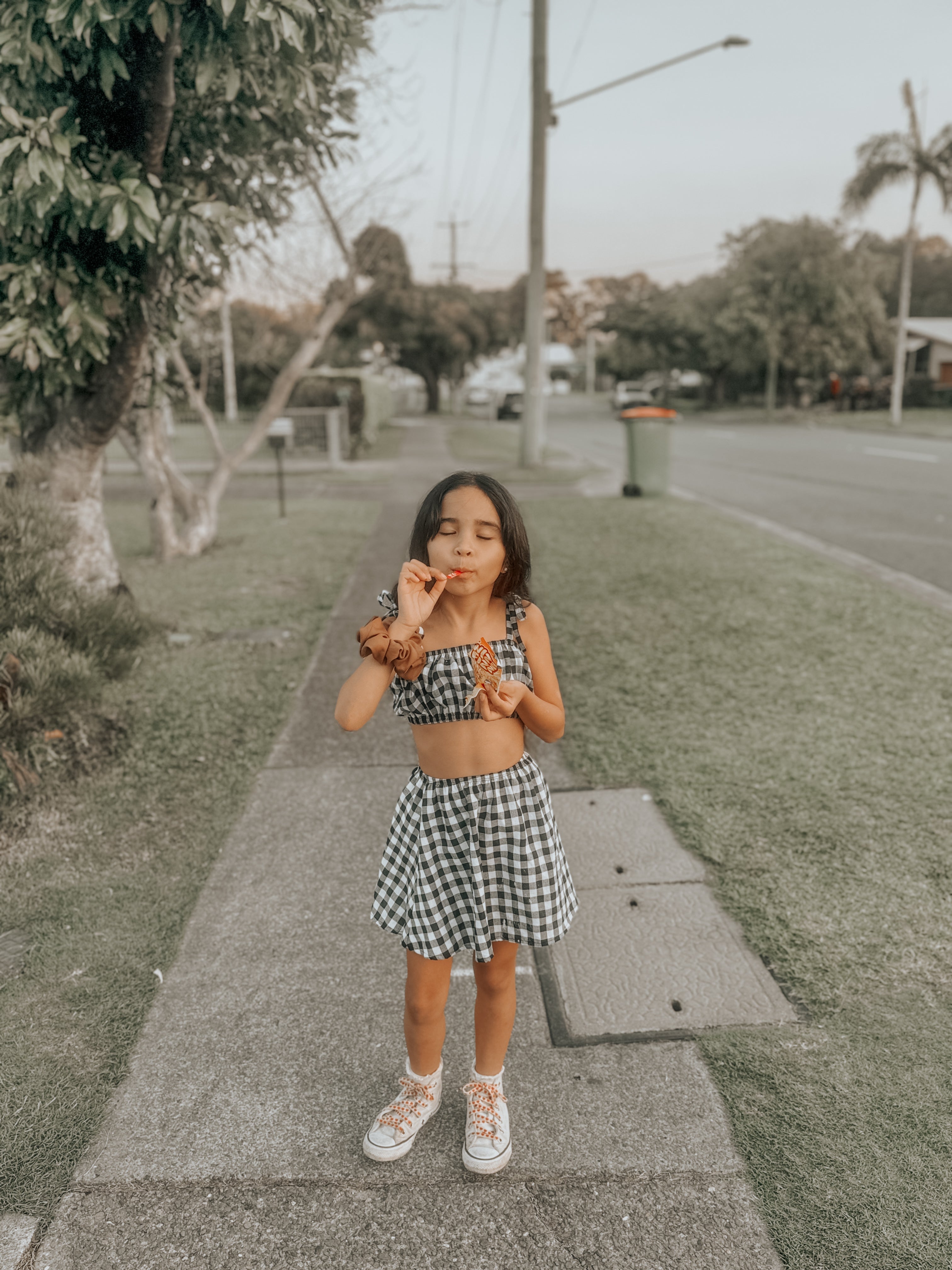 TIE TOP ~ b/w gingham