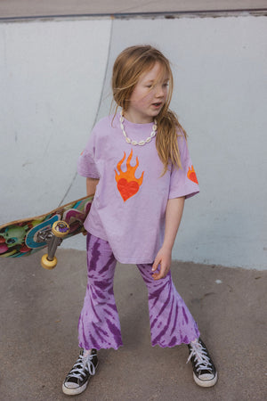 LOVE HARD tee ~ lilac