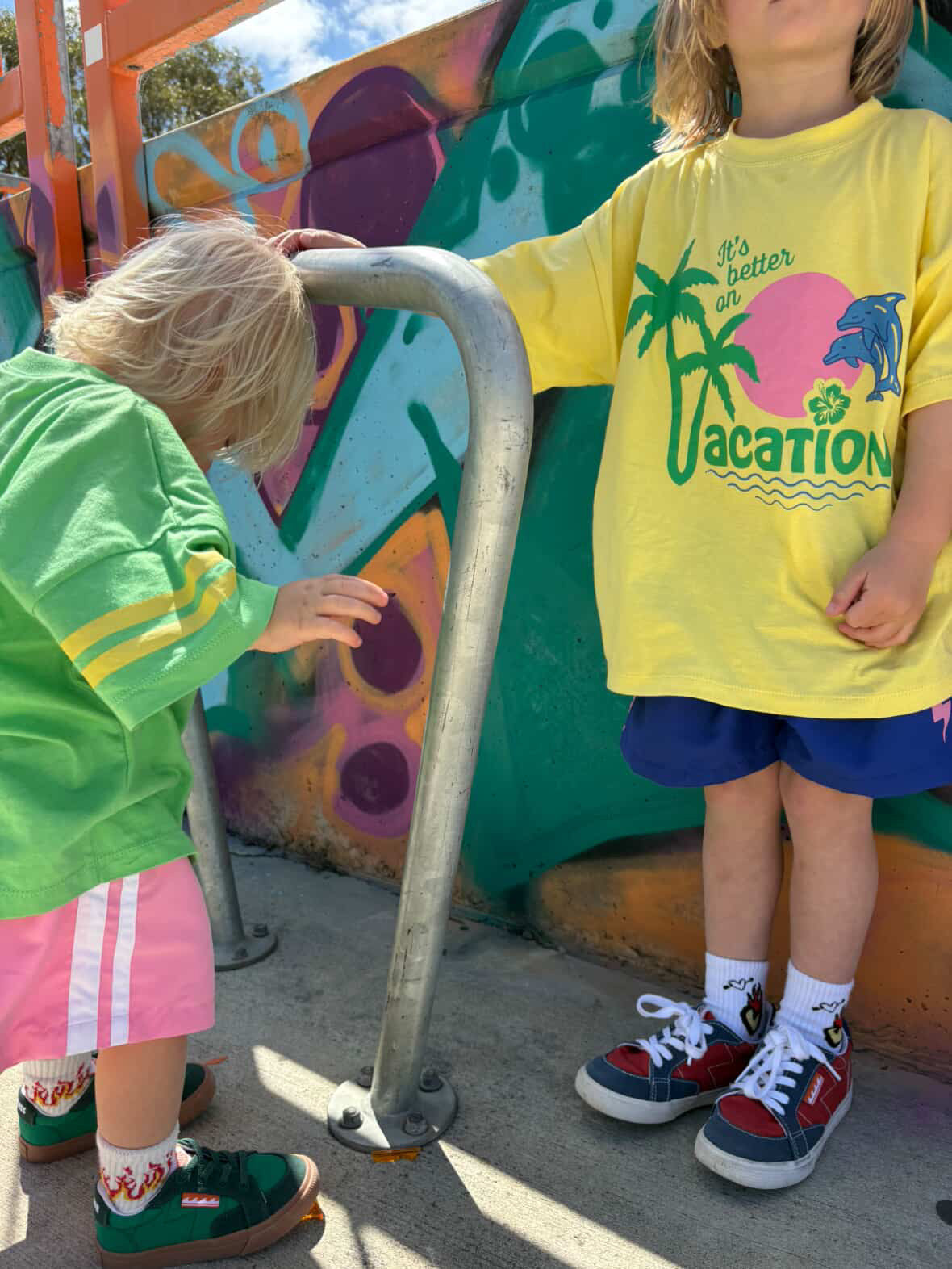 VACATION tee ~ yellow
