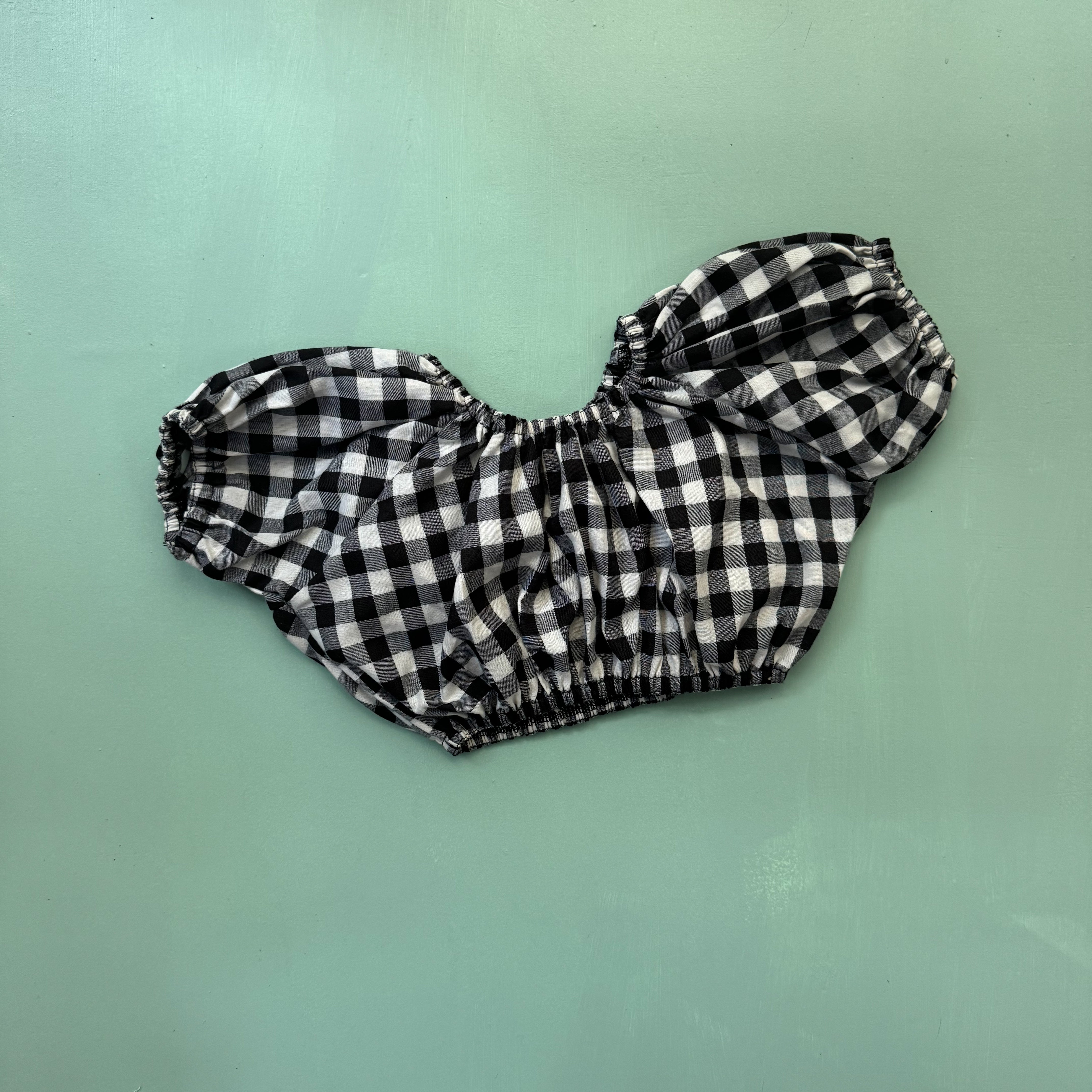 PUFF CROP ~ b/w gingham