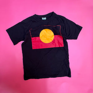 INDIGENOUS FLAG TEE pre loved 12-14 yrs