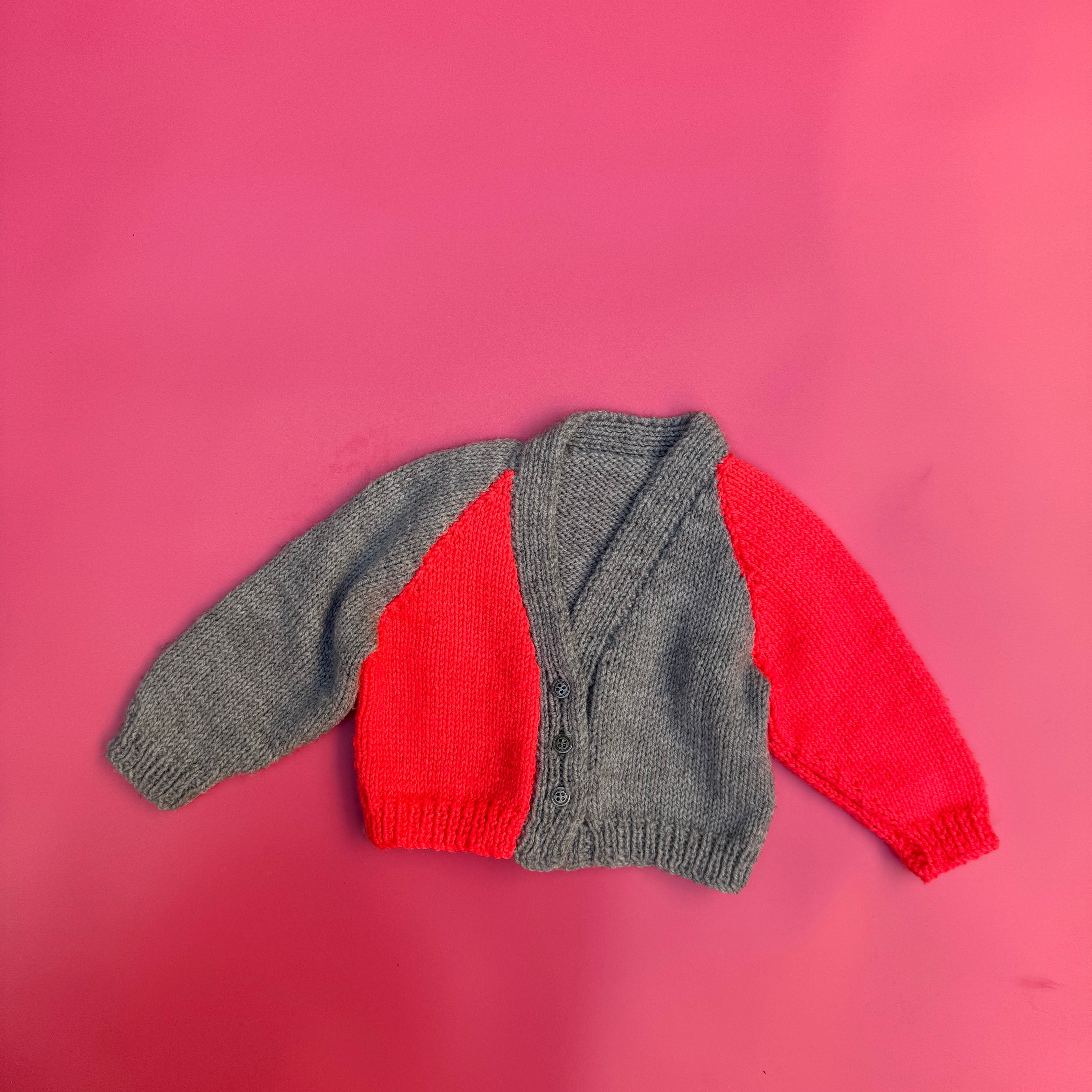 HANDMADE KNIT pre loved 6-12 months