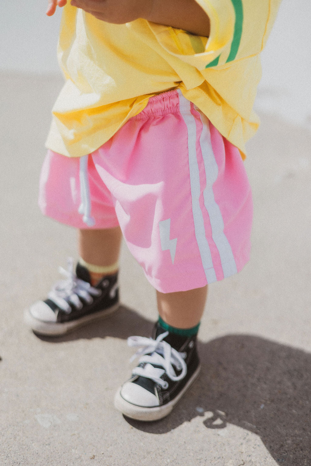 LIGHTNING SHORTS ~ pink/white
