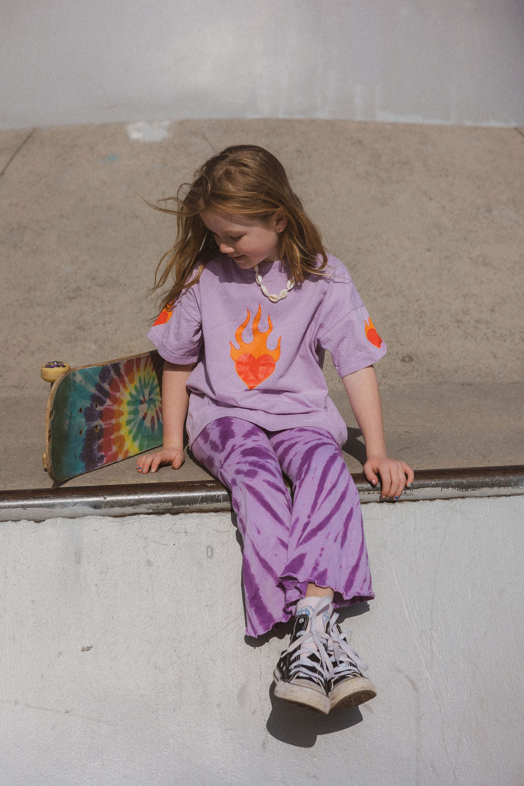 LOVE HARD tee ~ lilac